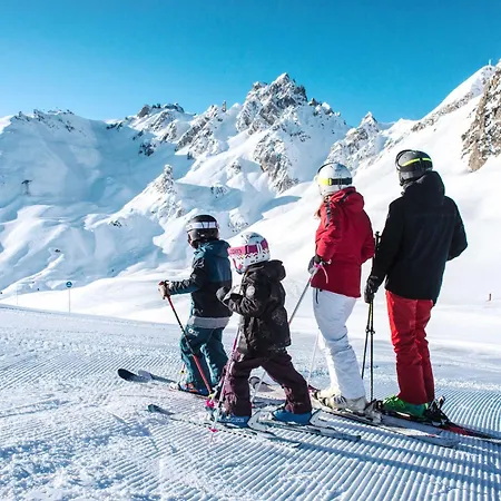 2 Pieces Confortables, Skis Aux Pieds, Proche Commerces - Fr-1-182a-1 شقة كورشوفيل